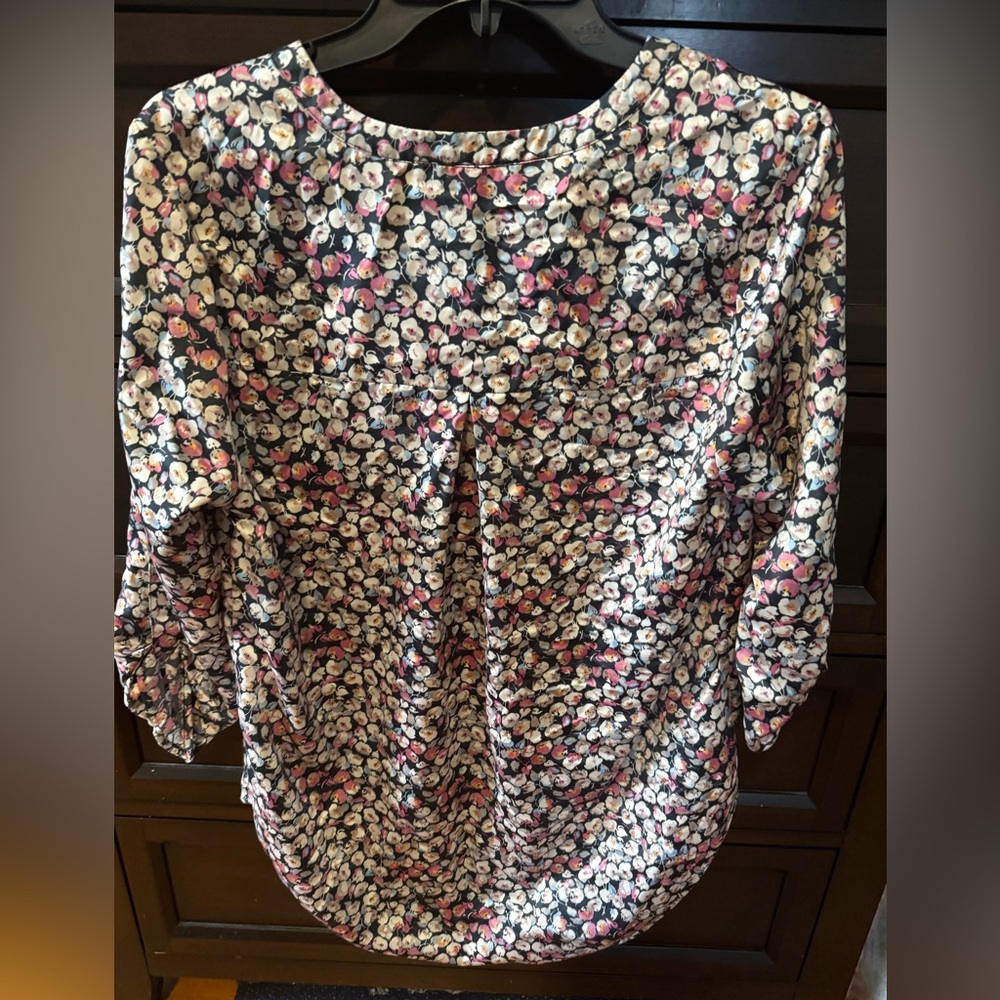 Anthro Daniel Rainn Split Neck Floral Blouse - Size Medium - Picture 4 of 5